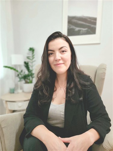 Deeper Still Counselling, Keisha Cohan